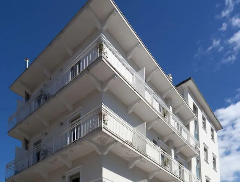 Residence Rimini Mare מלון דירות